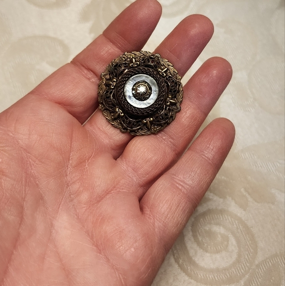 LIZ PALACIOS SF Vintage Vintage 80s Bronze Brooch with Mother of Pearl Accent - Picture 2 of 11